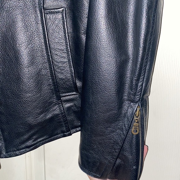 Ladies black authentic leather jacket - Picture 7 of 10